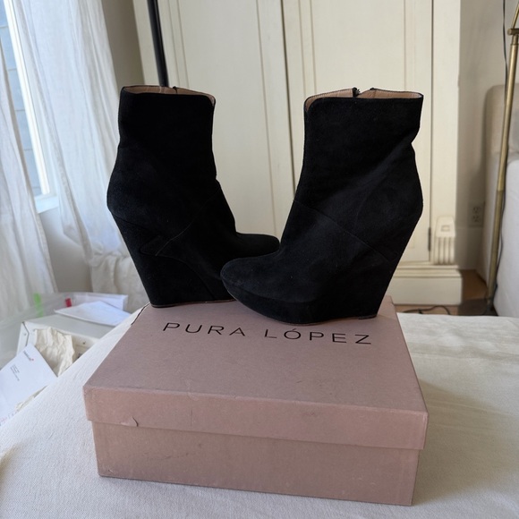 REVOLVE Pura Lopez Black Suede Wedge Boots. Great comfortable Sexy ❤️ - Picture 10 of 12